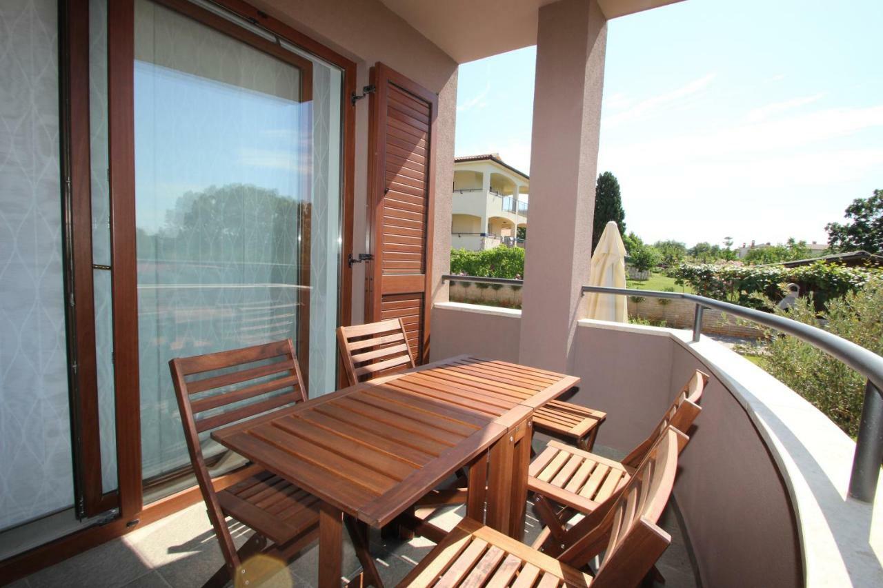Villa Dora Vabriga Tar-Vabriga ภายนอก รูปภาพ