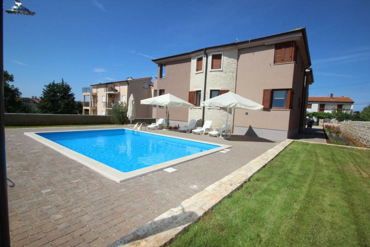 Villa Dora Vabriga Tar-Vabriga ภายนอก รูปภาพ