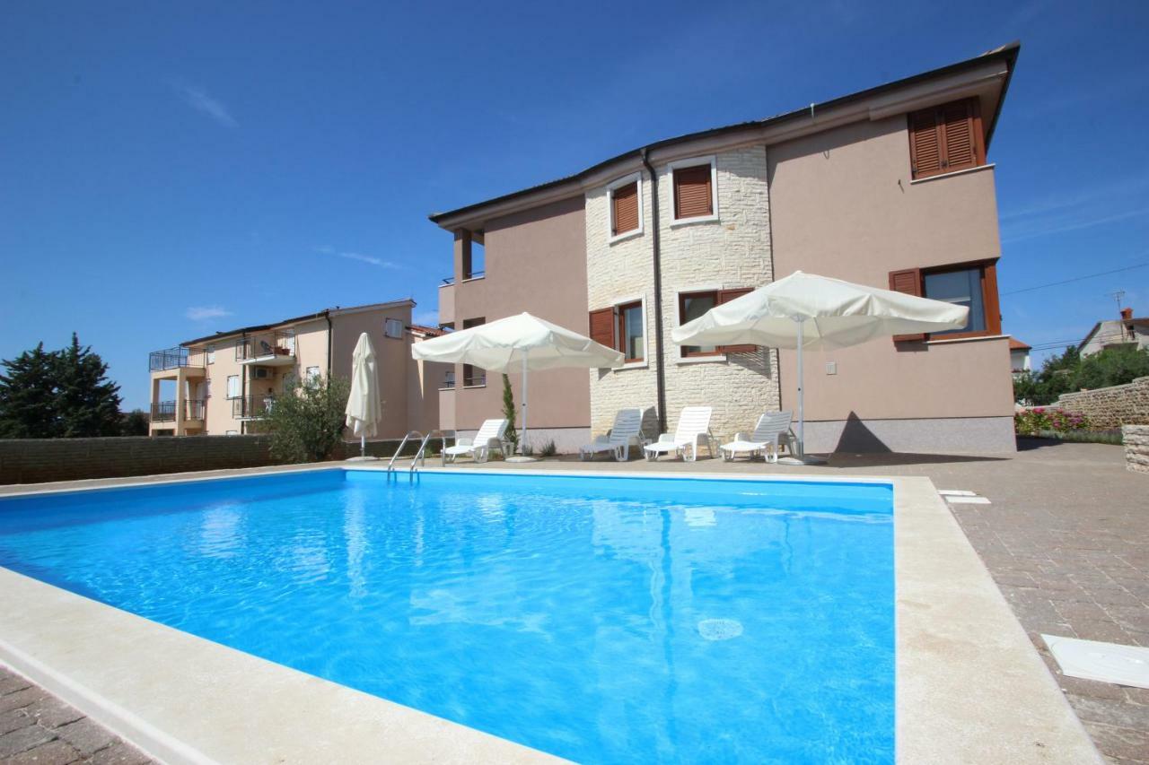 Villa Dora Vabriga Tar-Vabriga ภายนอก รูปภาพ